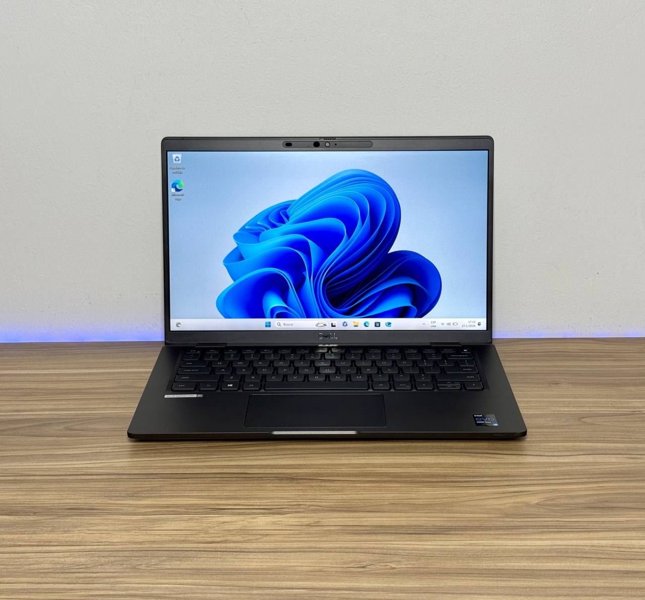 Notebook Dell i5 EVO 11th Generación, Reconocimiento Facial, Teclado Retroiluminado, Pantalla Táctil, 16 de RAM y 256 NVMe M.2 SSD SemiNuevo